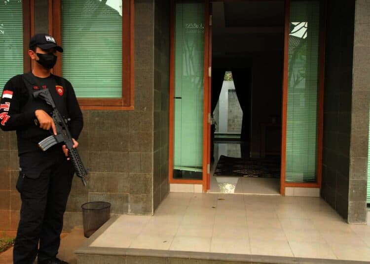 Potret Olah TKP Kasus Pembuatan Sabu Jaringan Internasional