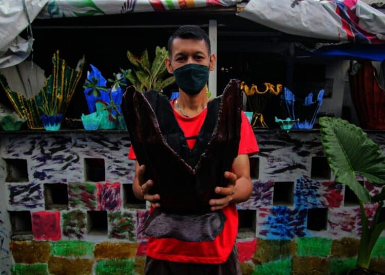 Potret Pembuatan Pot Berbahan Dasar Kain Bekas di Tangerang