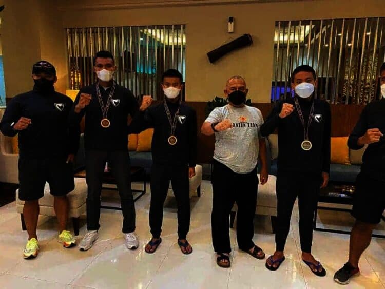 Triathlon Raih Tiga Medali PON XX Papua, CdM Banten Beri Bonus