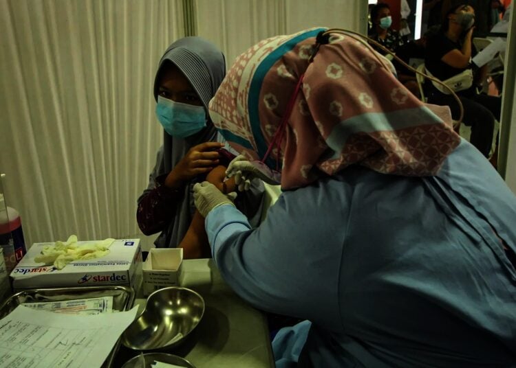 Potret Vaksinasi Penderita Hemofelia dan Penyintas Kanker
