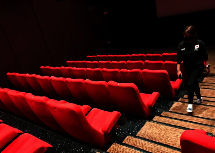 Potret Geliat Bioskop di Tangerang yang Kembali Beroperasi