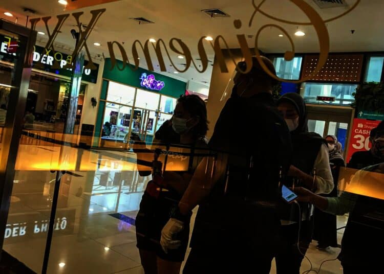 Potret Geliat Bioskop di Tangerang yang Kembali Beroperasi