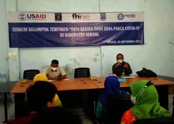 DISKUSI KELOMPOK–Kegiatan diskusi kelompok terfokus “Tata Kelola Dana Desa Paska Covid-19”, di Kabupaten Serang, Kamis (9/9/2021). (SIDIK/SATELITNEWS.ID)