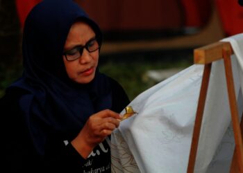 Potret Peringatan Hari Batik Nasional di Situ Cipondoh Tangerang