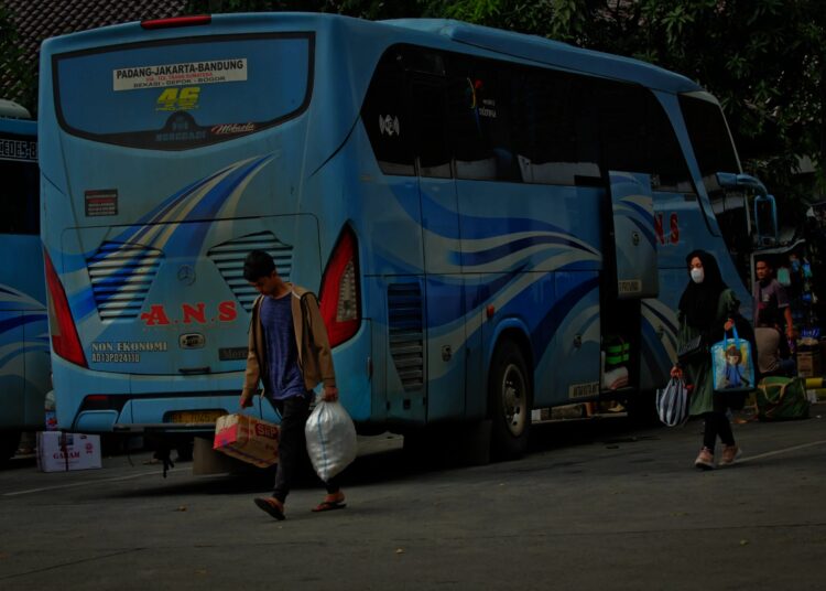 Potret Jelang Pemberlakuan Wajib Tes PCR Sebagai Syarat Perjalanan Moda Transportasi