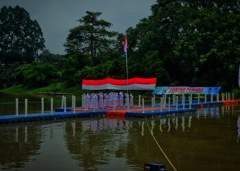 Potret Peringatan Hari Sumpah Pemuda di Sungai Cisadane