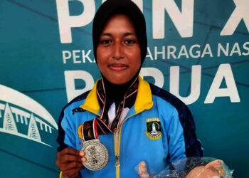 Kalah dari Atlet Jabar, Syahara Raih Medali Perak Cabor Panahan