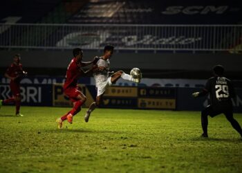 Demi Bertahan di 10 Besar