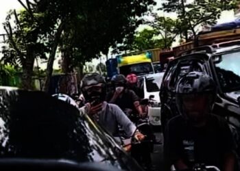 Pusat Bangun Gorong-gorong Tanpa Koordinasi di Lebak, Sebabkan Macet Parah