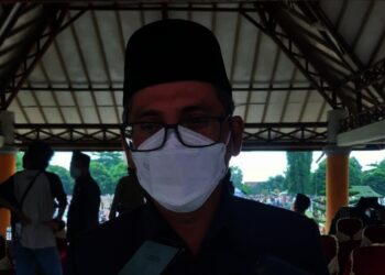 Kepala DPUPR Pandeglang, Asep Rahmat, saat ditemui di lingkungan Alun-alun Pandeglang, beberapa hari lalu. (DOKUMEN)
