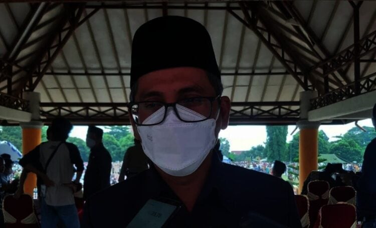 Kepala DPUPR Pandeglang, Asep Rahmat, saat ditemui di lingkungan Alun-alun Pandeglang, beberapa hari lalu. (DOKUMEN)