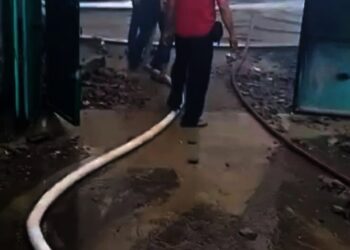 Api Tiba-tiba Melahap Dua Gudang di Kosambi