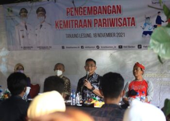Andika Hazrumy Usul ke Jokowi Tol Sampai Bayah