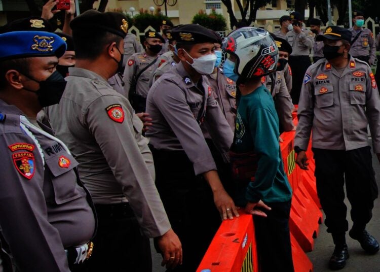 Potret Aksi Unjuk Rasa Buruh di Kota Tangerang