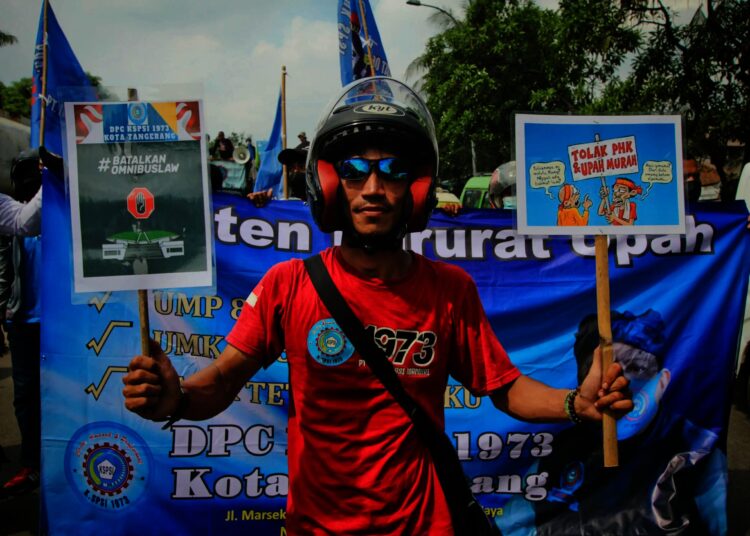 Potret Aksi Unjuk Rasa Buruh di Kota Tangerang