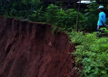 Titik rawan longsor di Kabupaten Pandeglang. (ISTIMEWA)