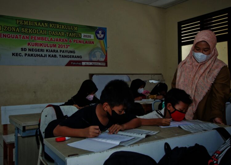 Potret PTM Terbatas di SDN Kiara Payung yang Sempat Disegel