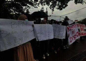 Buntut Oknum Pegawai Terjaring OTT, Aktivis Mahasiswa Lebak Pelesetkan Arti BPN