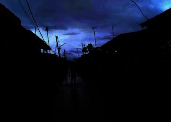Sebanyak 138 rumah di Perumahan Bumi Ketos Regency RT 011 RW 002, Desa Ketos, Kecamatan Kibin, Kabupaten Serang, terendam banjir, Selasa (7/12/2021). (ISTIMEWA)