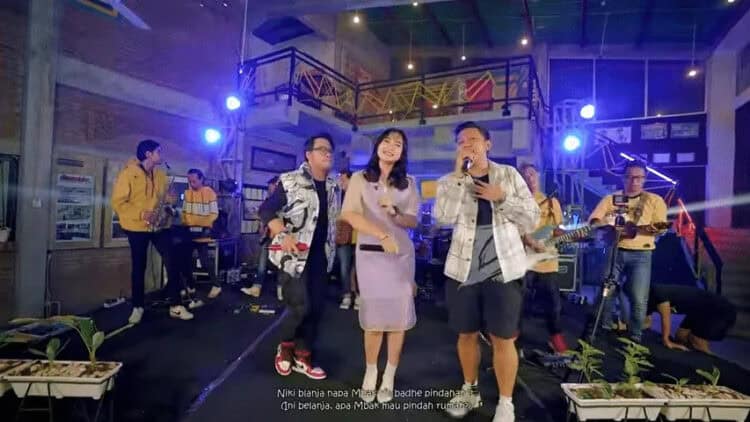 Lirik Lagu Rondo Kempling -  Denny Caknan, Yeni Inka, dan Danang