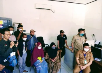 Warga Kampung Cengkok Minta PT Sukses Logam Indonesia Ditutup