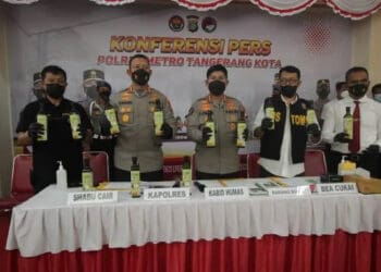 Pengiriman 4 Liter Sabu-sabu Cair dari Meksiko Diungkap Polisi