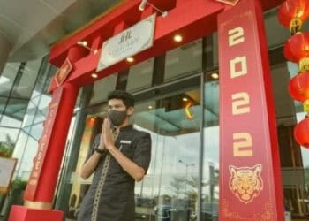 Sambut Imlek 2022, JHL Solitaire Gading Serpong Beri Persembahan Khusus untuk Keluarga