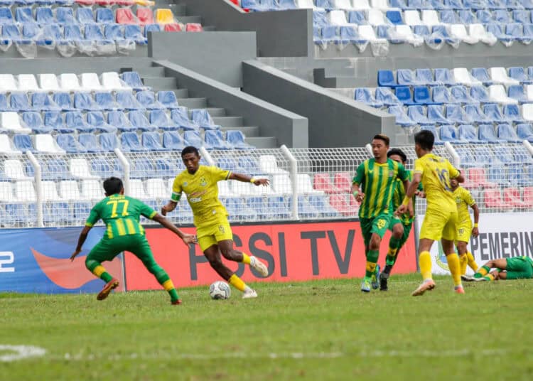 Foto Persikota Tangerang Menang Telak atas Persikasi