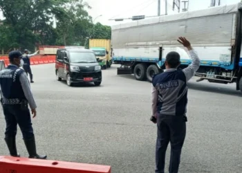 Jalan Kecil Dilewati Truk Besar, Dishub Disarankan Setop Uji Coba Pengalihan Jalan Daan Mogot Tangerang