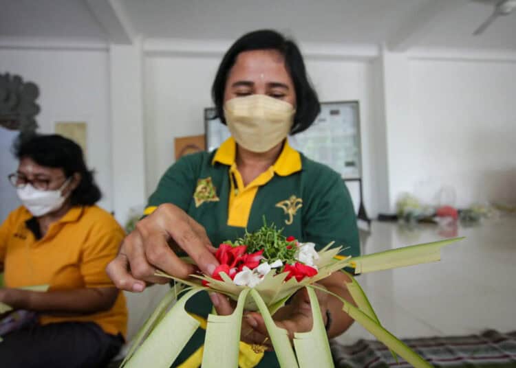 Foto Persiapan Upacara Taur Agung di Kota Tangsel