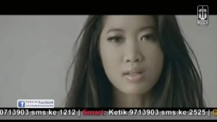 Lirik Lagu Kesepian – Vierra