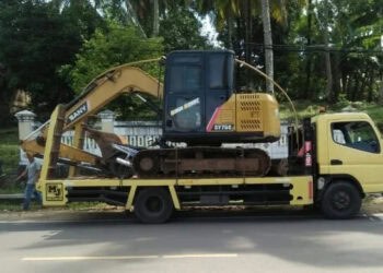 Alat Berat Siaga, Diduga Pemkab Lebak Bakal Bongkar Warem Pulomanuk Bayah