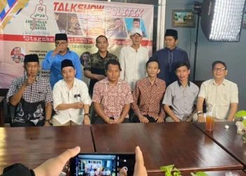 Resmi Dilaunching, Jaros 24 Gelar Talkshow Politik Stagnasi Hasil Survei Capres