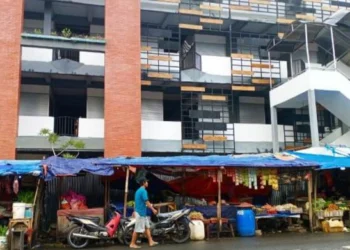 Jualan di "Area Terlarang", Lapak Pedagang Pasar Ciputat Siap-siap Digusur Paksa
