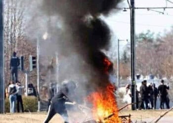 indonesia-kecam-aksi-bakar-quran-di-swedia-wni-diminta-tak-terprovokasi_121010