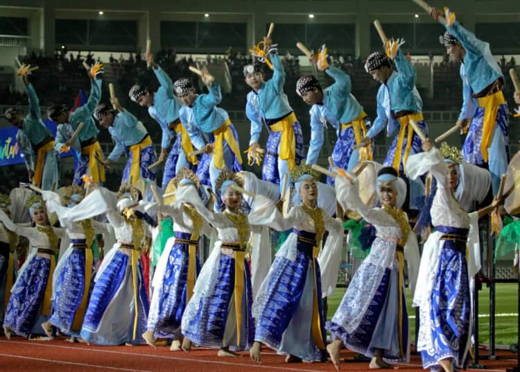 Foto Kemeriahan Peresmian Banten Internasional Stadium