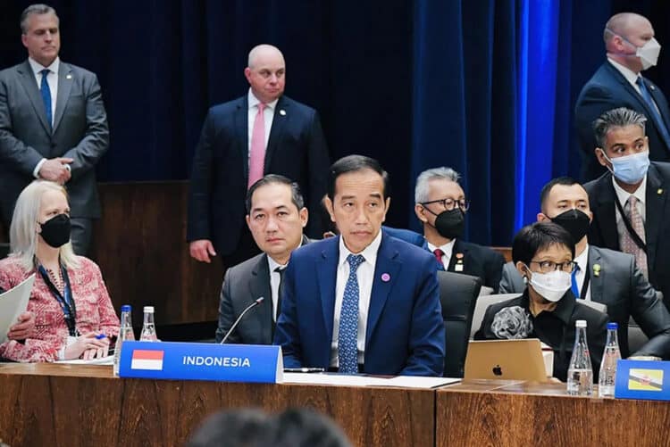 Sampaikan Amanat Presiden, Mendag Sebut Pertumbuhan Ekonomi Global Memprihatinkan