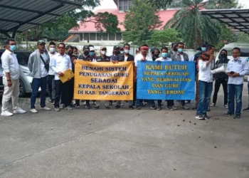 Cium Aroma Kecurangan Seleksi Kepsek, Aktivis Geruduk Kantor Dindik Kabupaten Tangerang