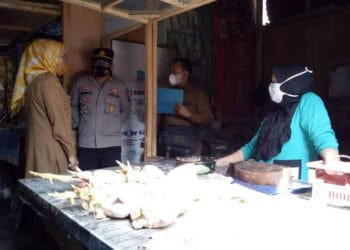 Bupati Serang Ratu Tatu Chasanah, berkunjung ke Pasar Baros, beberapa waktu lalu. (ISTIMEWA)