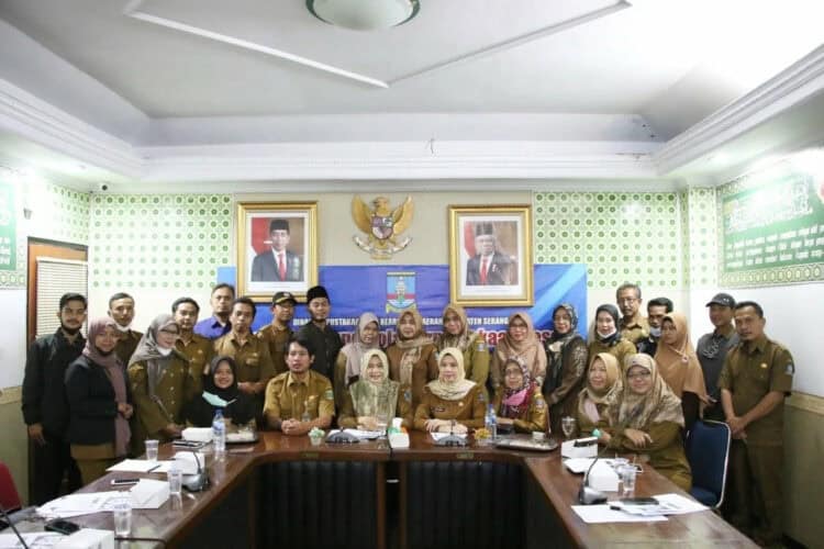 Tenaga Pengelola Perpustakaan di Kabupaten Serang, ikut pelatihan, Selasa (28/6/2022). (ISTIMEWA)