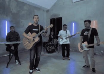 Lirik Lagu Klebus - NgatmoMbilung