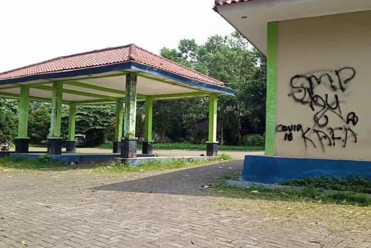 Terminal Cadasari di Kecamatan Cadasari, Kabupaten Pandeglang, kumuh dan sepi. (ISTIMEWA)