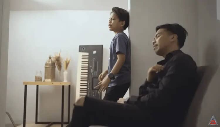 Lirik Lagu Hujan - Farel Prayoga feat Mufly Key