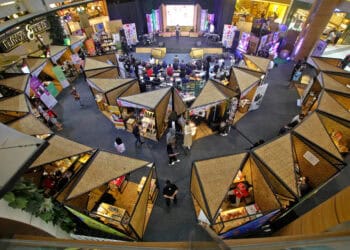 Foto Pameran Produk UMKM di Mal