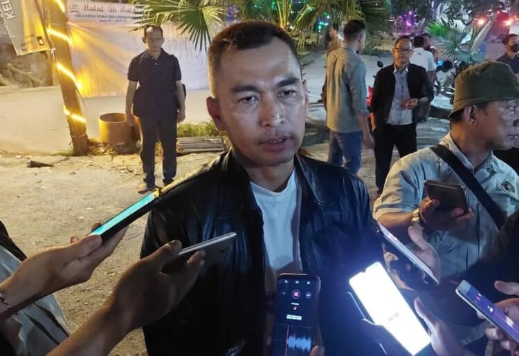 DIWAWANCARAI: Kapolres Kota Tangerang Kombes Pol Raden Rhomdon Natakusuma saat diwawancarai. (DOK)