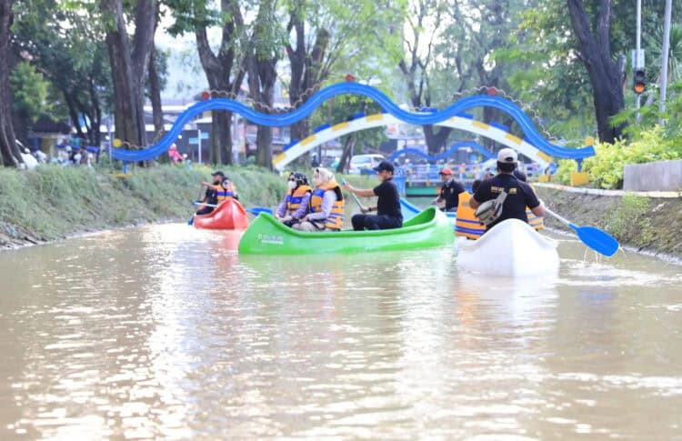 Begini Caranya Mencoba Wisata Perahu Kano di Kota Tangerang