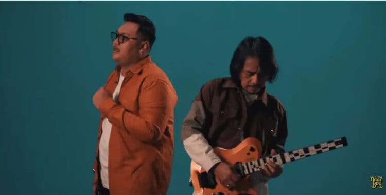Lirik Lagu Kudu Nangis - Ndarboy Genk feat Dewa Budjana