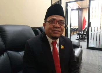 Iip Makmur, Ketua Komisi II DPRD Provinsi Banten. (ISTIMEWA)