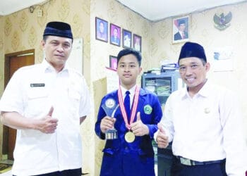 Siswa MTsN 1 Tangsel Raih Medali Emas Kompetisi Robot Internasional
