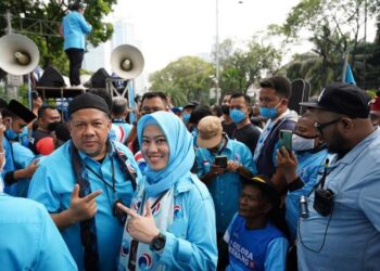 Ikut Hadir Daftarkan Partai Gelora ke KPU, Sarah Azzahra: Siap Sambut dan Menangkan Pemilu 2024